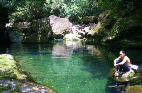 Dulangan River on its most calm sense. This River can rise up to more than 5 ft during the most rainy season. This river will basically decide if you will reach Mt. Halcon's Summit.
Photo by:: paulperez (2005)